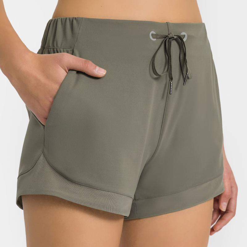 S2022  Elastic band waist with string Yoga shorts with pockets wholesale